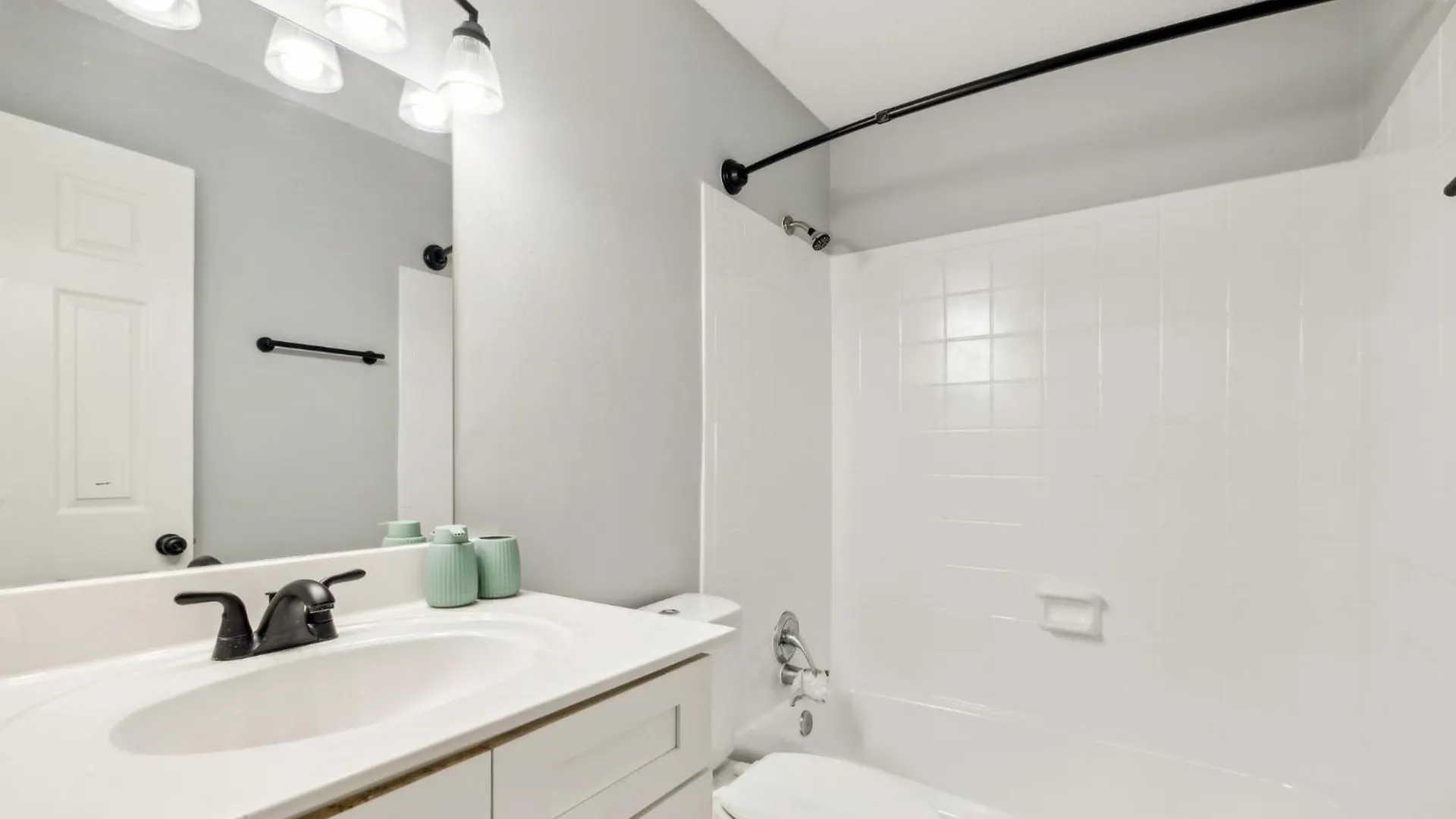 Brentwood U2 I Cozy & Comfy I 2Bd I Free Parking Apartment Nashville United States